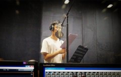 石家庄学播音主持哪个艺术学校好，华唐艺术高中挺不错的