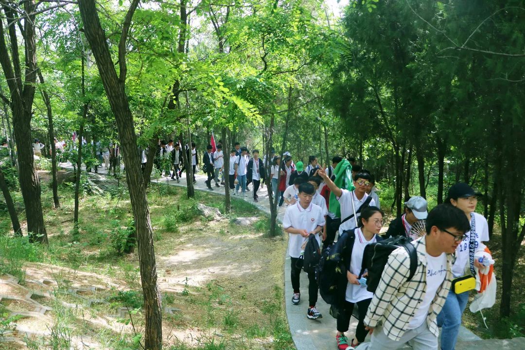 石家庄艺术学校华唐高中