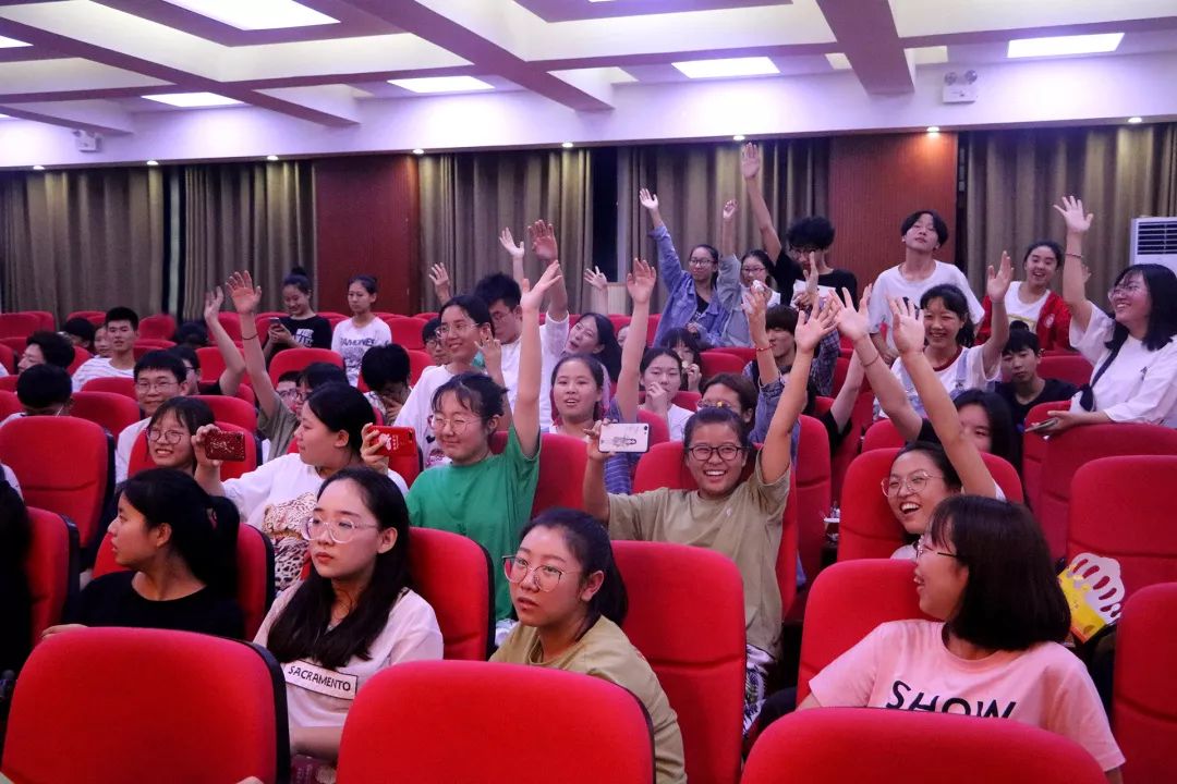 石家庄华唐艺术高中生日会小节目模仿秀