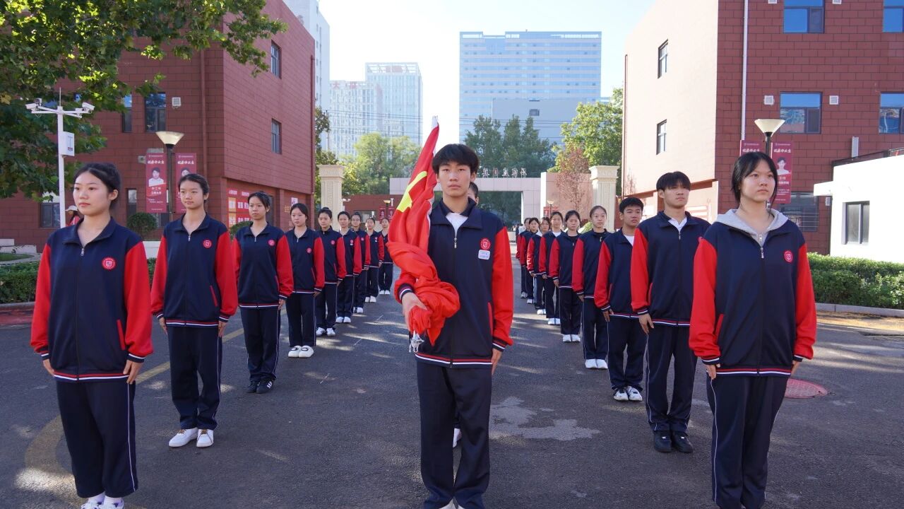 精英华唐艺术高中升旗仪式奏响珍惜粮食强音 | 珍惜粮食，践行